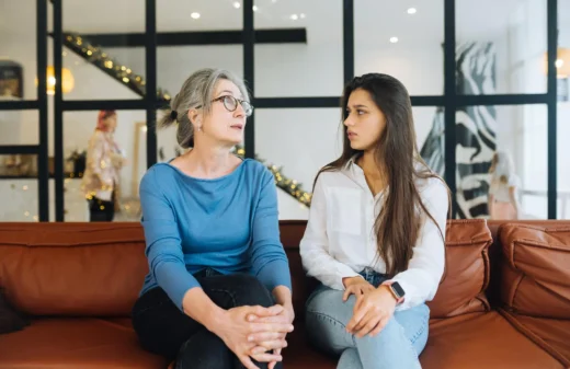 Zašto neke mlade majke (Gen Z) udaljavaju svoje muževe od njihove porodice?